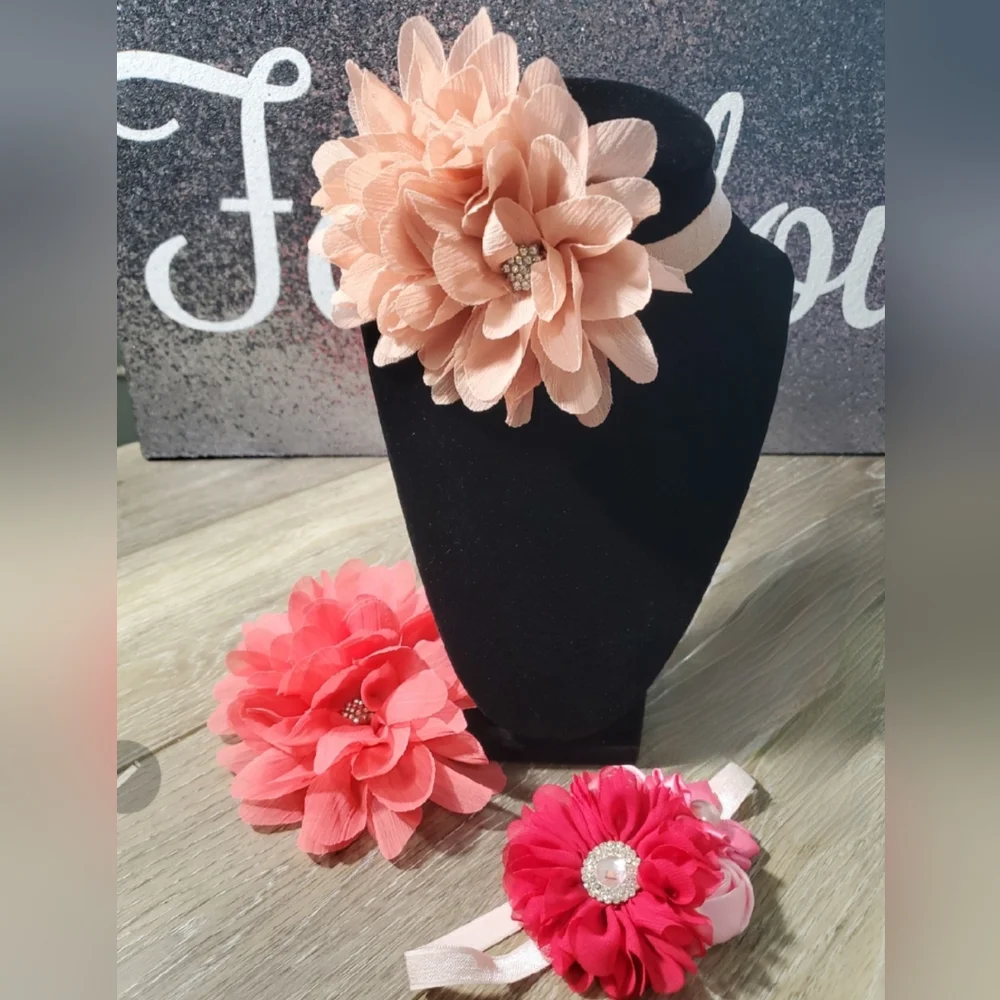 Light Coral Floral Rhinestone Hair Bow Stretchy Headband Size 7 1/2